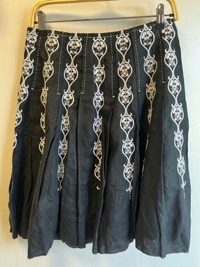Grace Black Skirt with White Embroidered Vertical Motifs